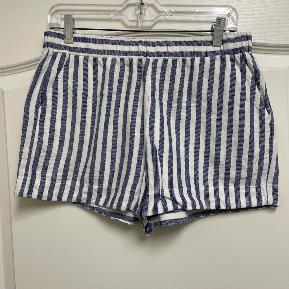 Striped Elastic Waist Shorts